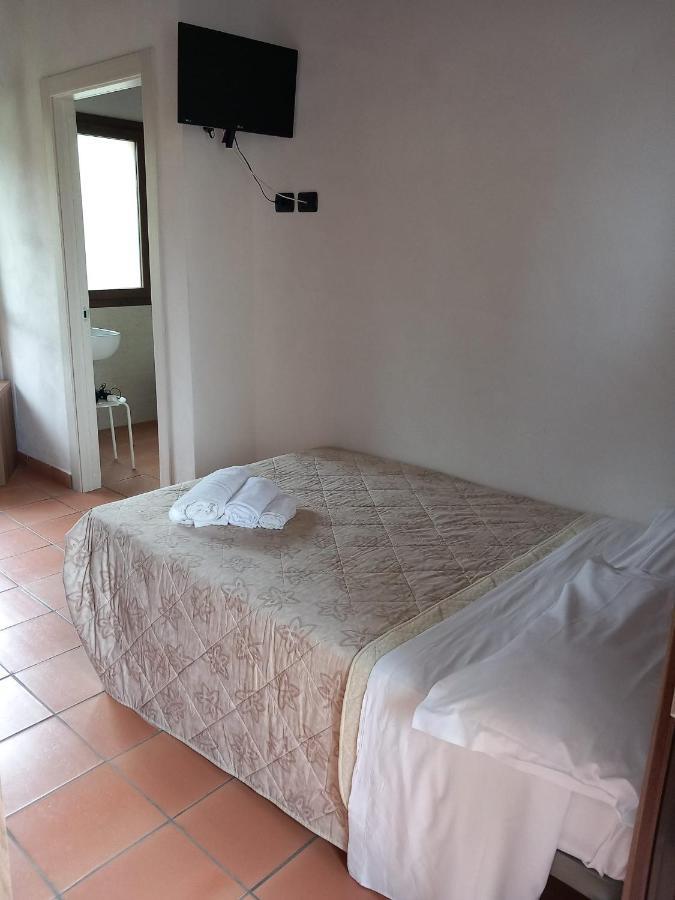 Agriturismo L'Ulivo Padula Eksteriør billede