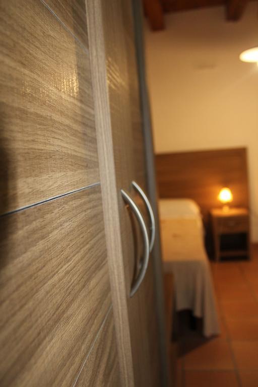 Agriturismo L'Ulivo Padula Eksteriør billede