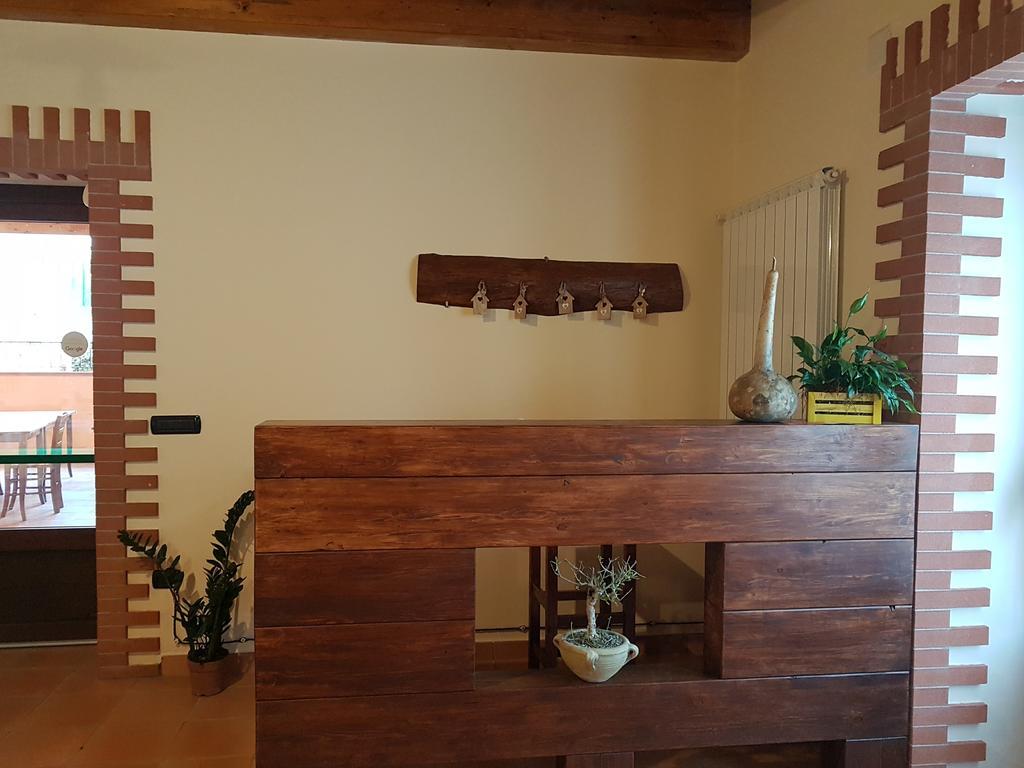 Agriturismo L'Ulivo Padula Eksteriør billede