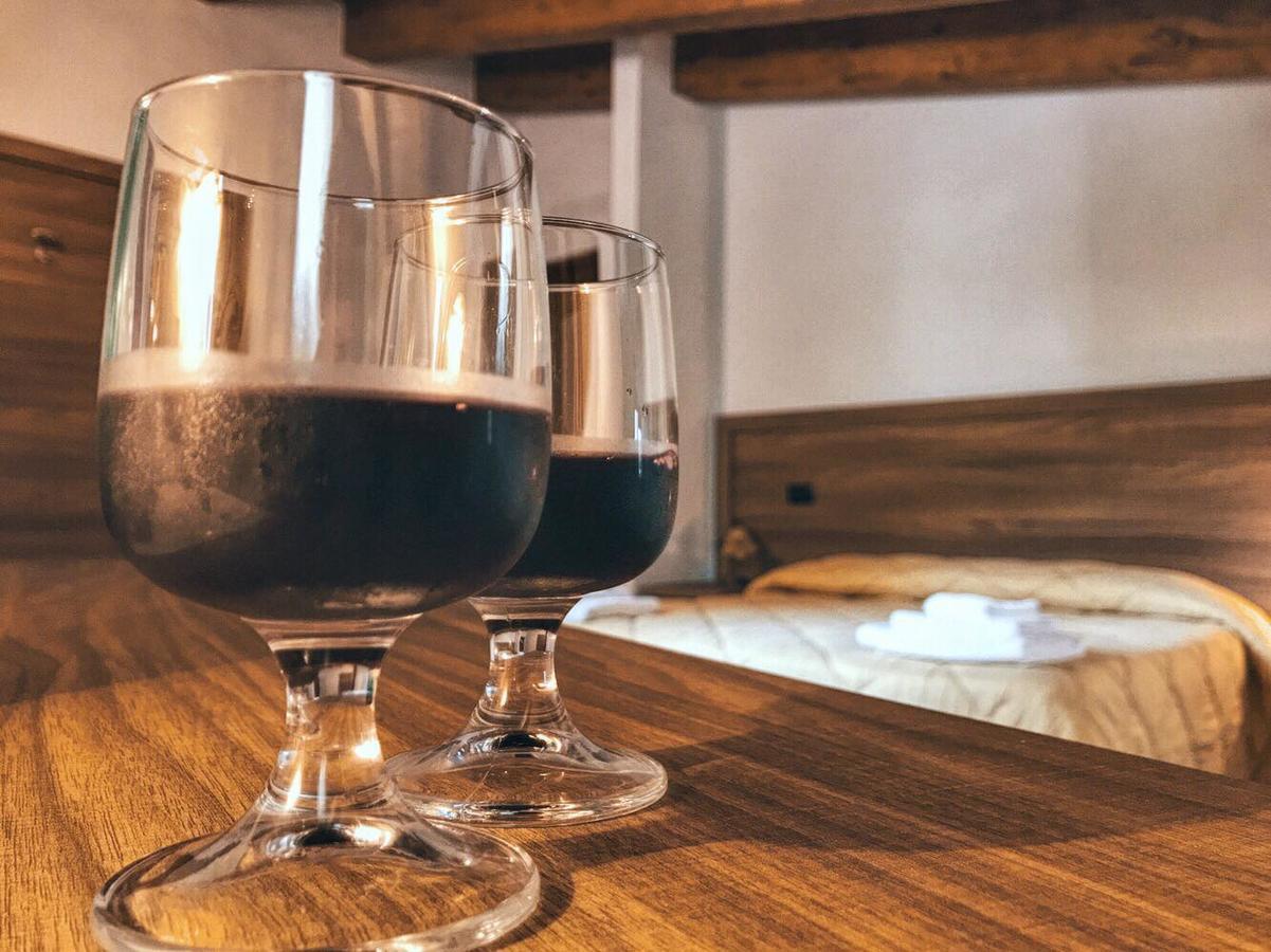 Agriturismo L'Ulivo Padula Eksteriør billede